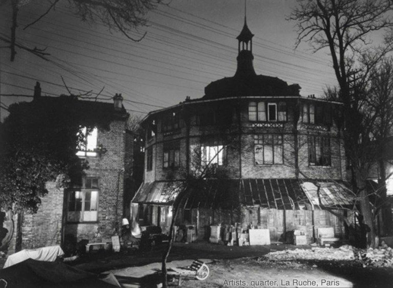 Chagall's residence in the artists quarter, La Ruche, Paris 1910-14.
